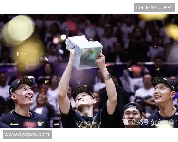 武汉篮球队崛起之路:从默默无闻到世界杯预选赛的闪耀之星 武汉篮球队崛起之路:从默默无闻到世界杯预选赛的闪耀之星