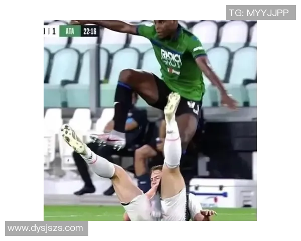 在飞机上偶遇足球明星的奇妙经历与难忘瞬间